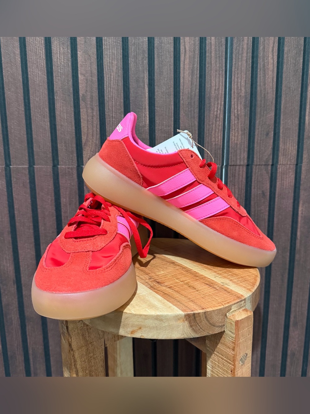 Adidas Barreda Decode J Red Pink Gum Sneakers Youth 5 Women’s 6.5 NWT